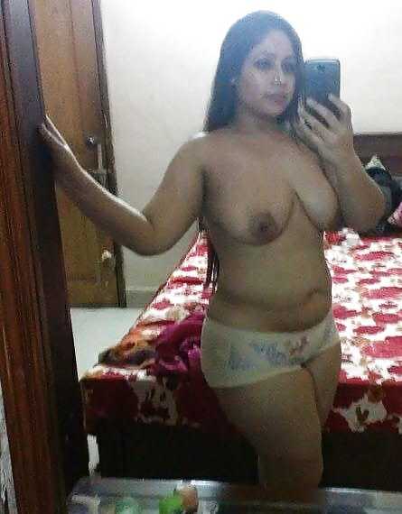 Desi Indian chubby wife nude selfy.dick raising